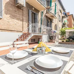  Appartamento Essential - Ambrogio Host